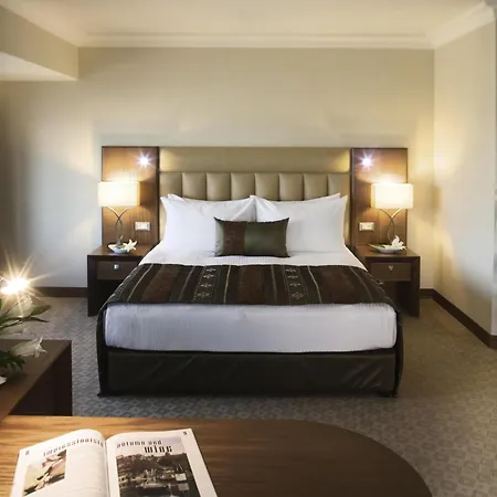 Hotel Moevenpick Izmir