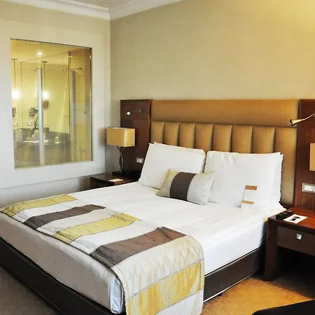 Hotel Moevenpick İzmir