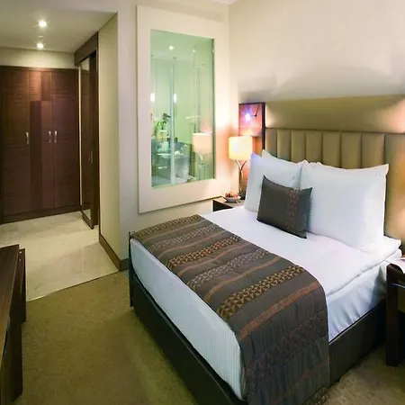 Mövenpick Hotel İzmir