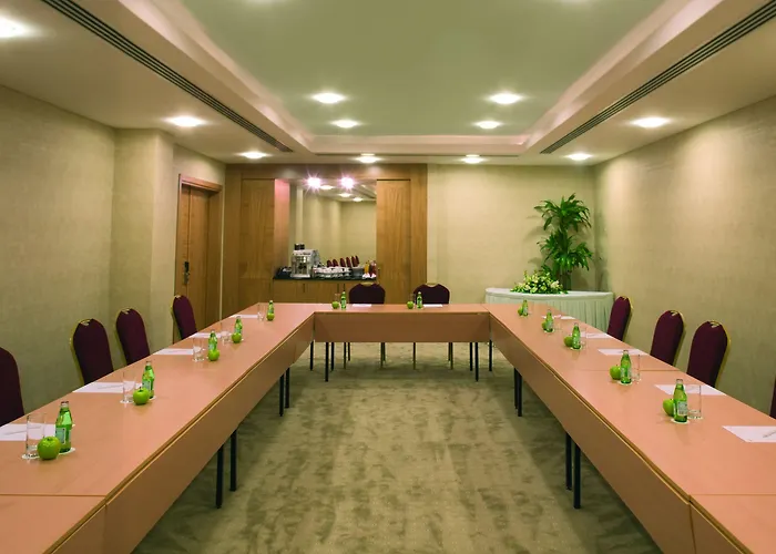 Moevenpick Hotel 5*