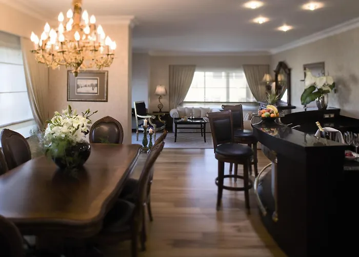 Hotel Moevenpick Izmir