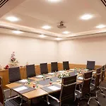 Mövenpick Otel 5*
