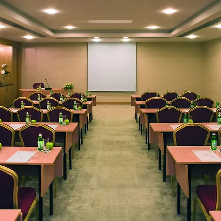 Mövenpick Otel 5*
