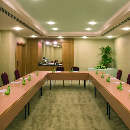 Moevenpick Hotel 5*