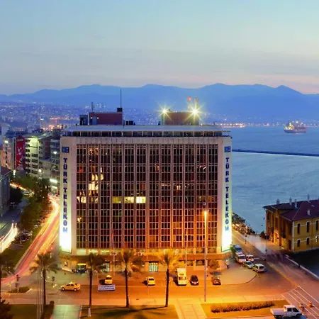 Mövenpick İzmir