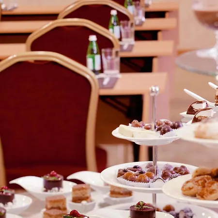 Mövenpick Otel İzmir