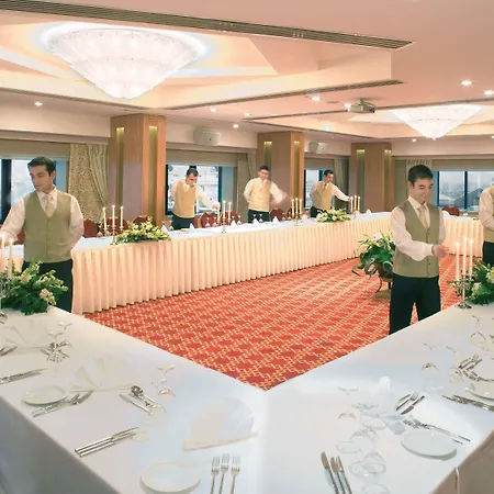 Hotel Moevenpick Smirne