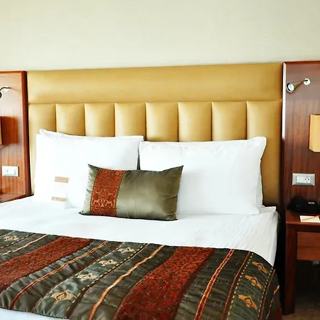 Hotel Moevenpick 5*