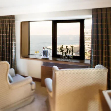 Otel Mövenpick İzmir