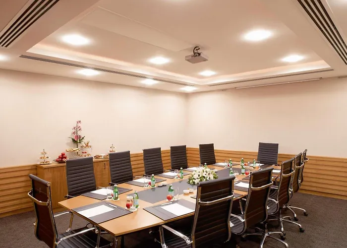 Moevenpick Hotel 5*